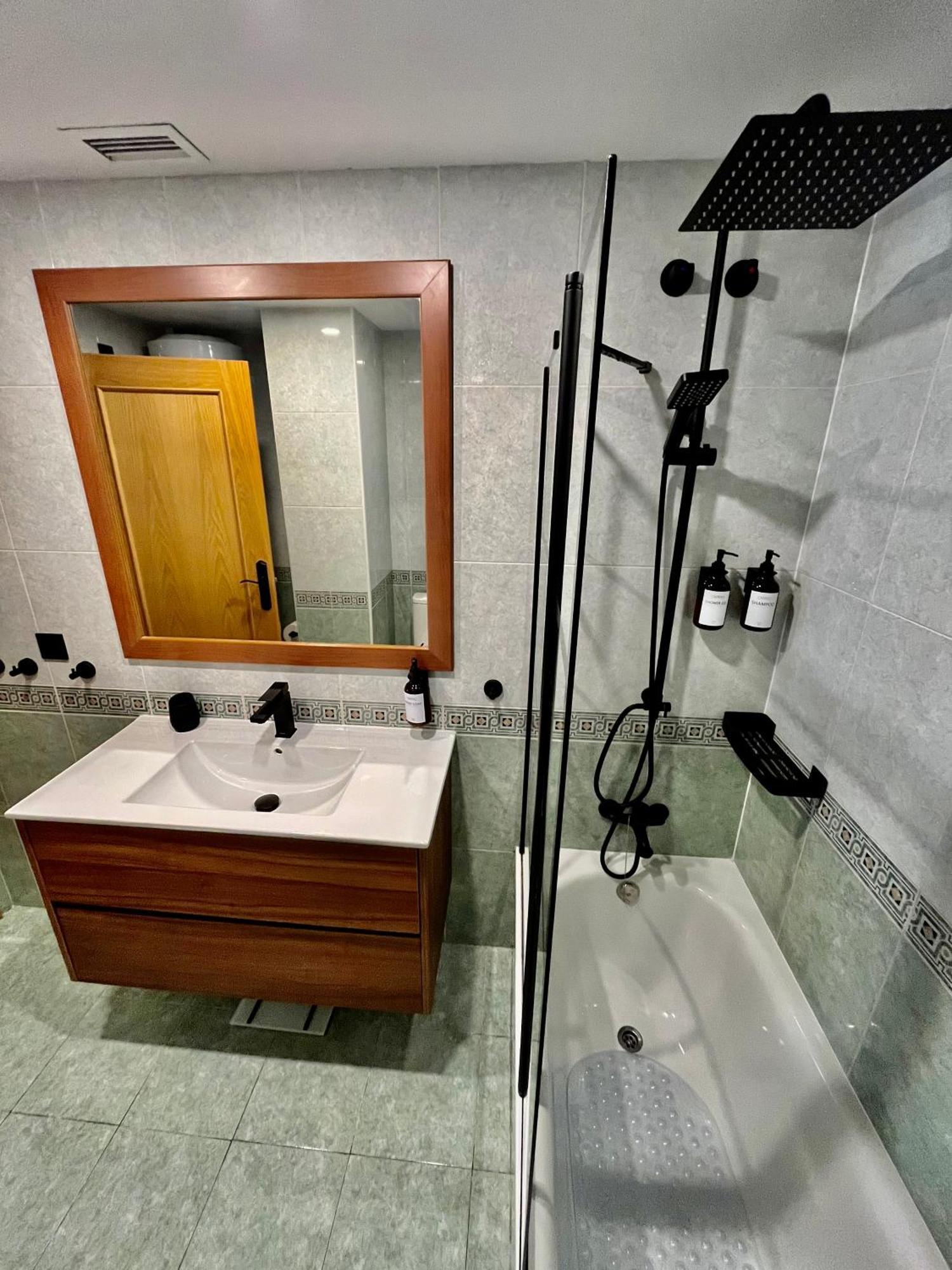 Elegante Apartamento Tres Colores لقنت المظهر الخارجي الصورة